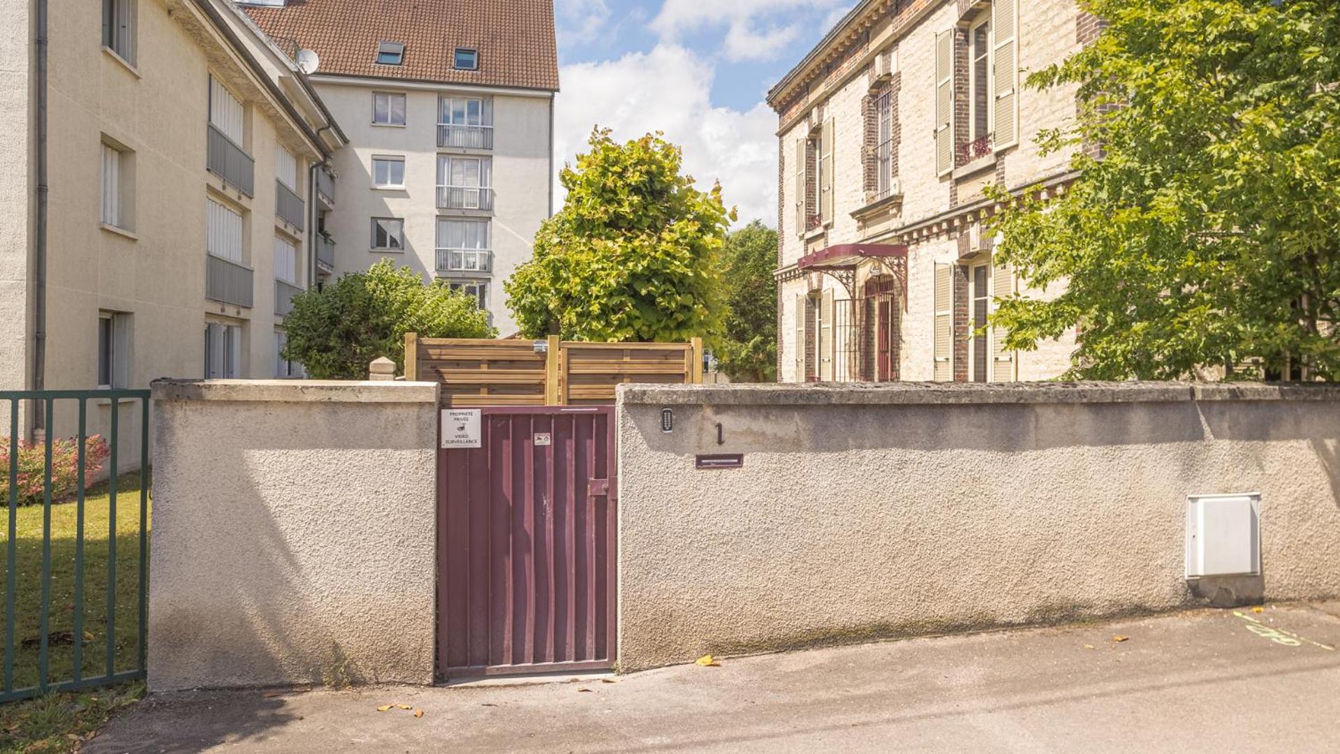 Bonappart 11 - Charme Napoleonien & Confort Troyes Eksteriør billede